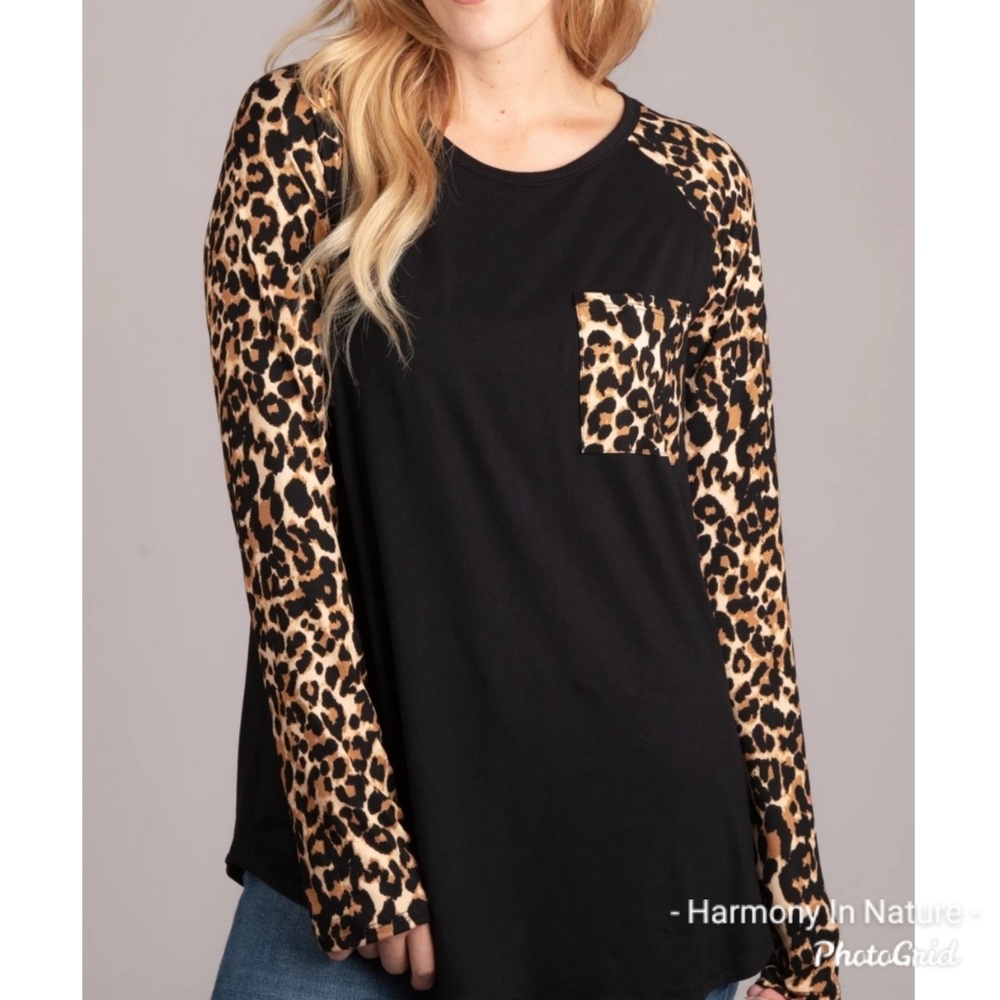 LAST Soft Leopard Print Pocket Top - Picture 6 of 7